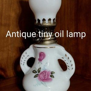 Antique tiny oil lamp